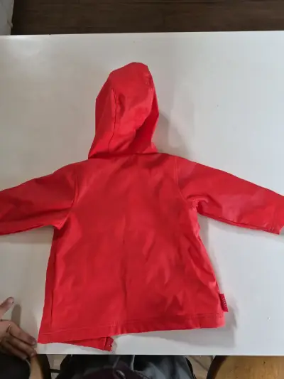 Chaqueta impermeable roja para niños marca Roda - miniatura 2