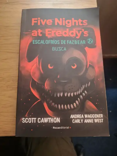 Libro FNAF Escalofríos de Fazbear #2 - miniatura 1