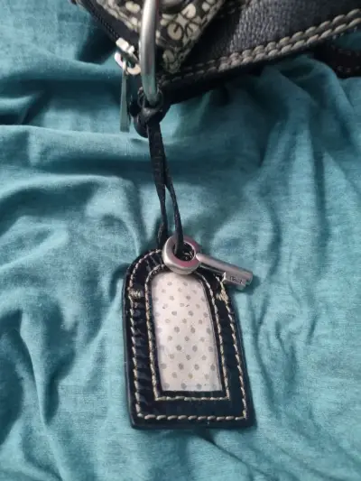 Bolso-bandolera con diseño floral. Fossil. - miniatura 2