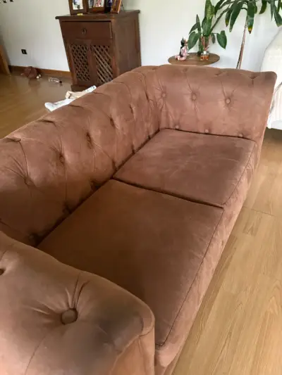Sofá Chesterfield Marrón en Buen Estado - miniatura 1
