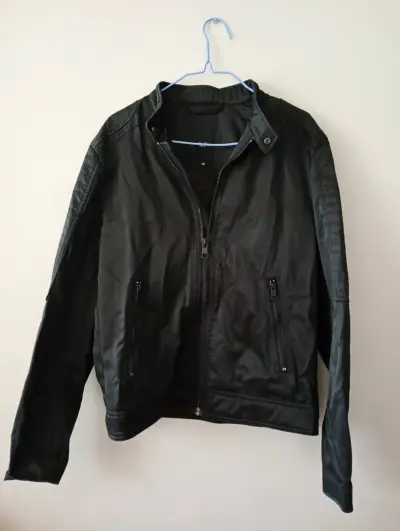 Chaqueta negra de hombre Mossimo talla M - miniatura 1