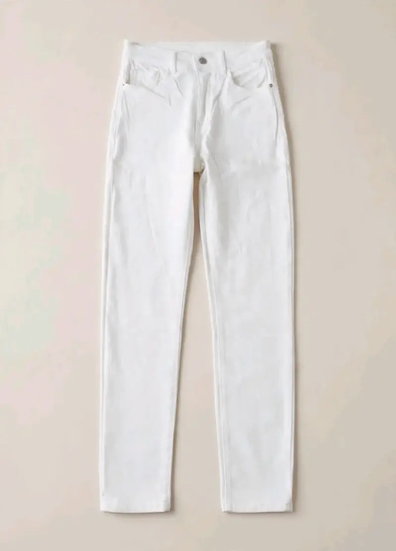 Jeans blancos de mujer