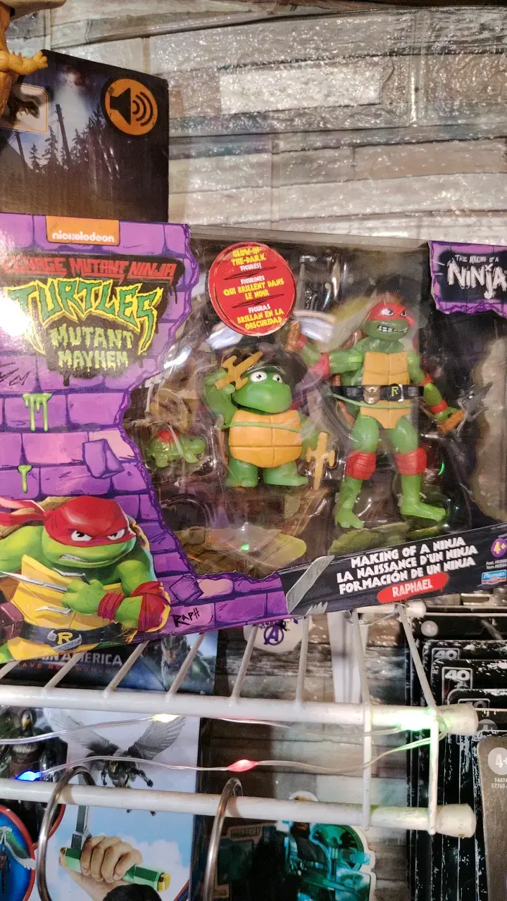 Figura de acción Raphael Tortugas Ninja con brillo - 5
