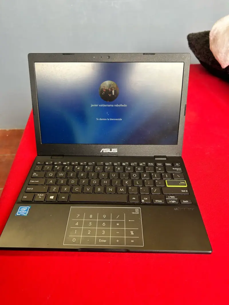 Notebook ASUS VivoBook 12 E210MA 11,6" – 4GB RAM – - 1