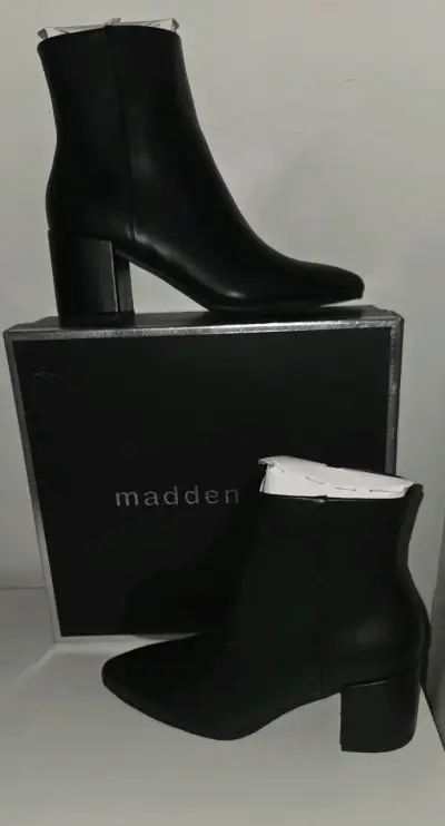 Botines negro con tacón - miniatura 1