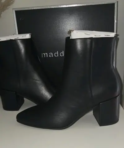Botines negro con tacón - miniatura 2