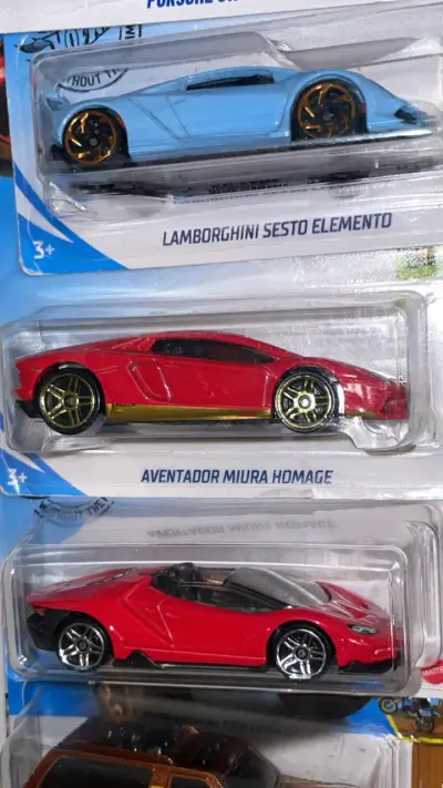 Colección de autos a escala 1/64 hothweels - miniatura 2