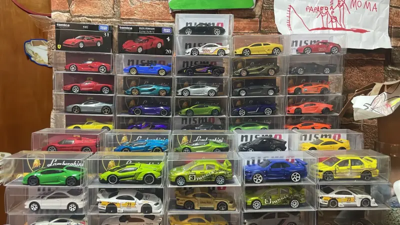 Colección de autos a escala 1/64 hothweels - 3