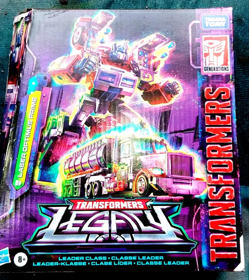 Figura Transformers Legacy Laser Optimus Prime - 1