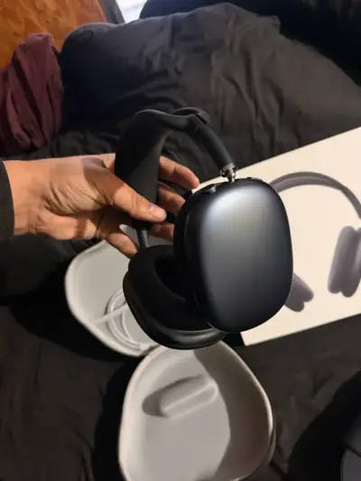 AirPods Pro Max tipo c como nuevos - miniatura 4