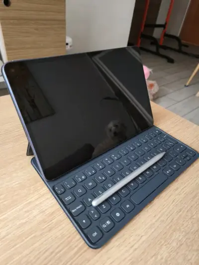Tablet Huawei MatePad Pro con teclado y lápiz - miniatura 1
