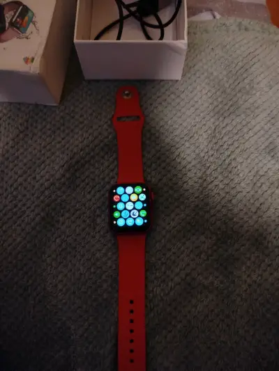 Smartwatch HW12 con correa roja y caja original - miniatura 4