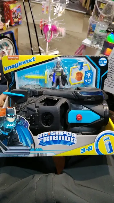 Batimóvil Imaginext DC Super Friends con figura de Batman - miniatura 1