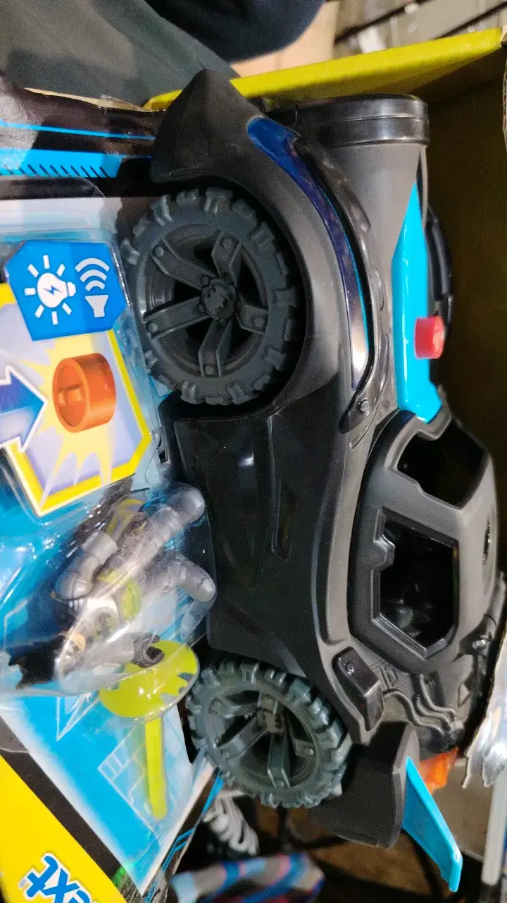 Batimóvil Imaginext DC Super Friends con figura de Batman - 2