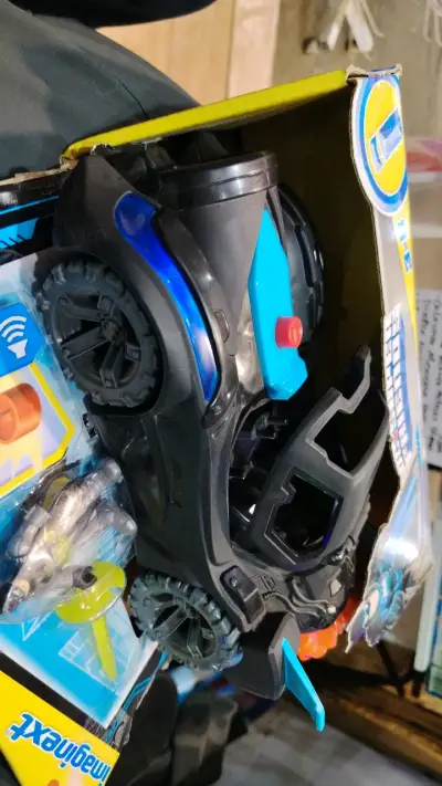 Batimóvil Imaginext DC Super Friends con figura de Batman - miniatura 4