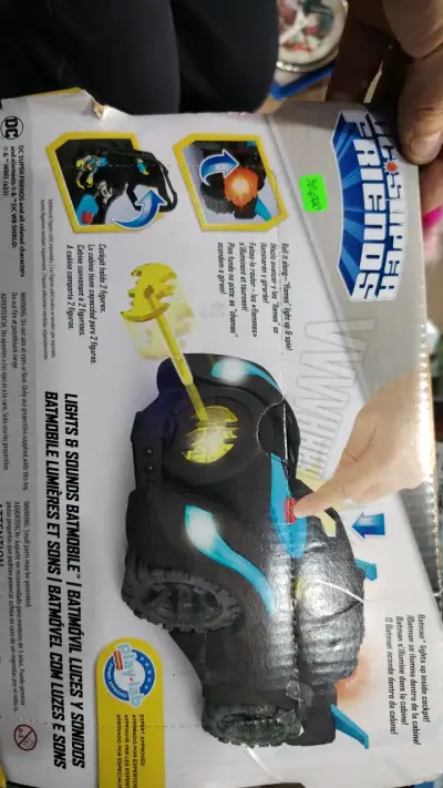 Batimóvil Imaginext DC Super Friends con figura de Batman - miniatura 6