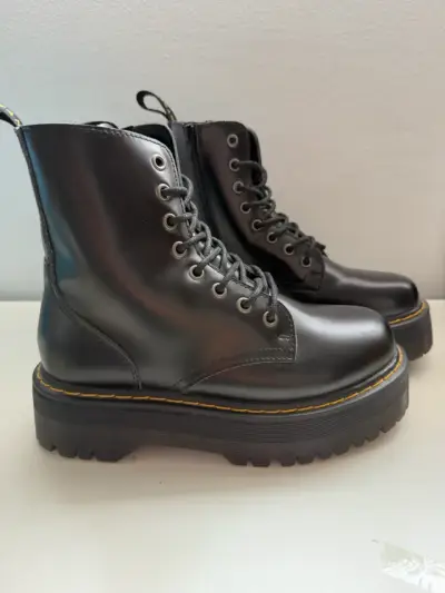 Botas negras con plataforma CMORAN bototos - miniatura 2