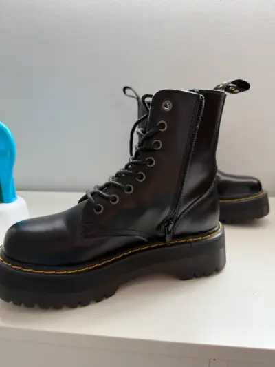 Botas negras con plataforma CMORAN bototos - miniatura 3