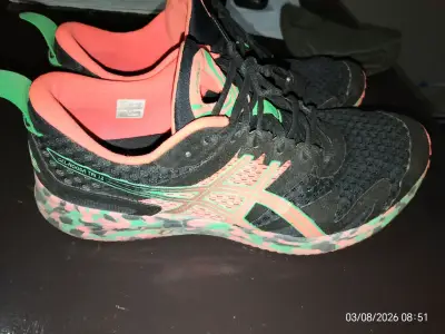 Zapatillas deportivas Asics Gel-Noosa Tri 12 negras - miniatura 1