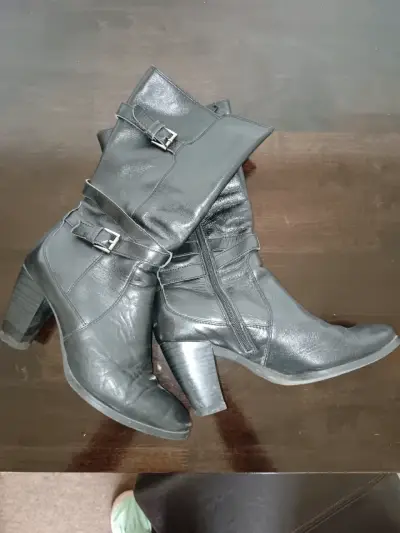 Botines  negro para mujer - miniatura 3