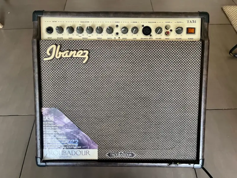 Amplificador acústico Ibanez TA35 35W
