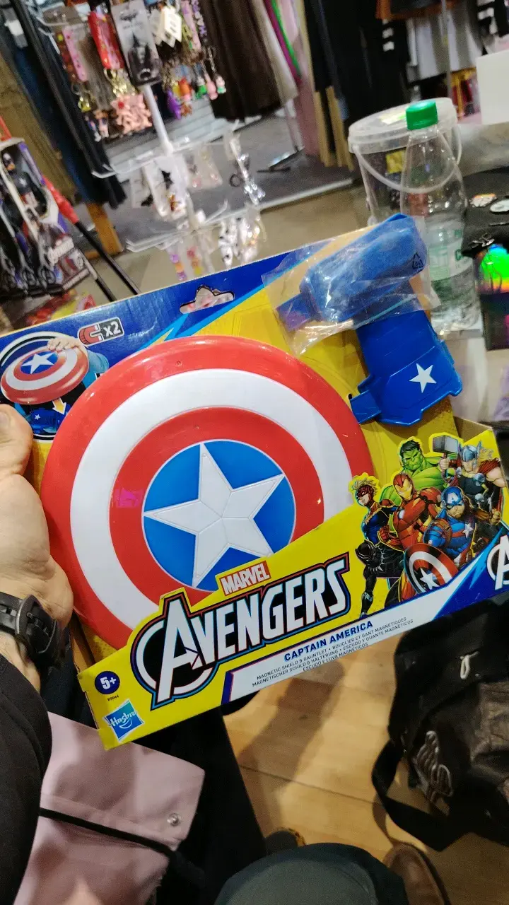 Escudo magnético Capitán América Marvel Avengers - 3