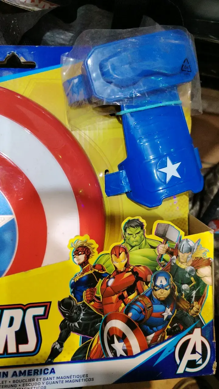 Escudo magnético Capitán América Marvel Avengers - 5