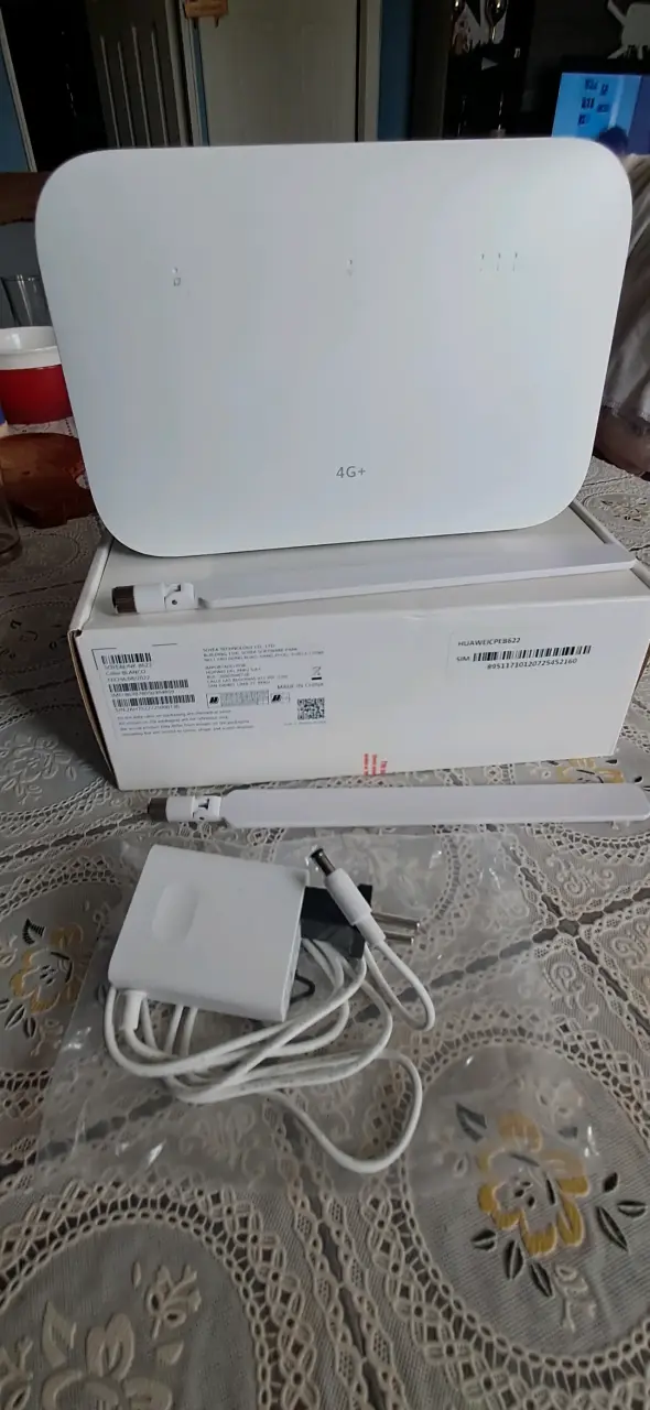 Router Huawei 4G+ con antenas desmontables - 2