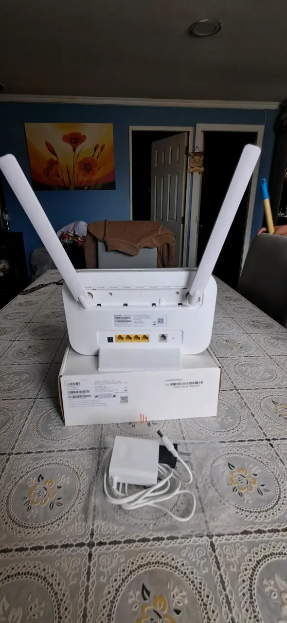 Router Huawei 4G+ con antenas desmontables - 6