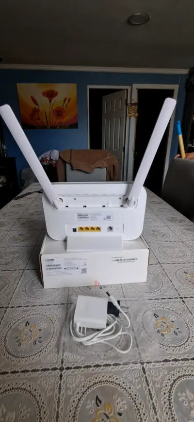 Router Huawei 4G+ con antenas desmontables - miniatura 6