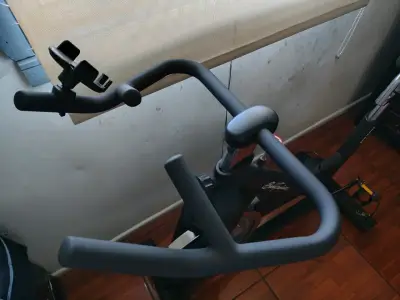 Bicicleta spinning con cadena - miniatura 6