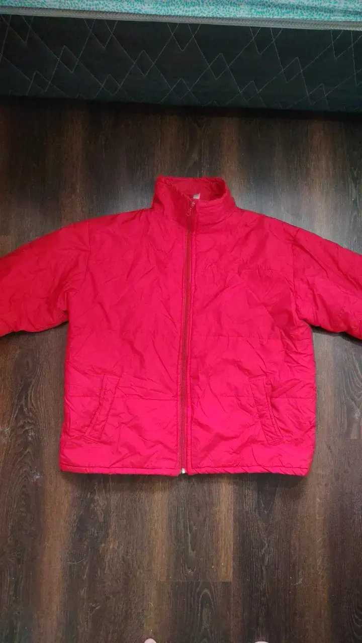 Chaqueta roja acolchada para hombre - 1