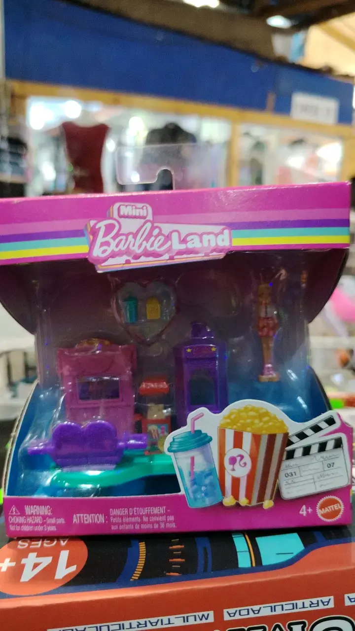 Set de Juego Mini Barbie Land Mattel - 2