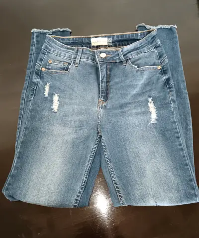 Lote de jeans y leggings para mujer - miniatura 1