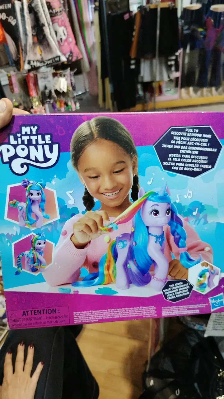 Muñeca My Little Pony Izzy Moonbow con Estilo Arcoíris - 4