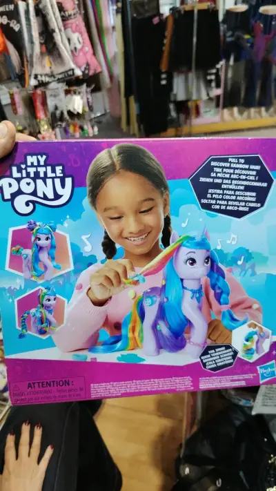 Muñeca My Little Pony Izzy Moonbow con Estilo Arcoíris - miniatura 4