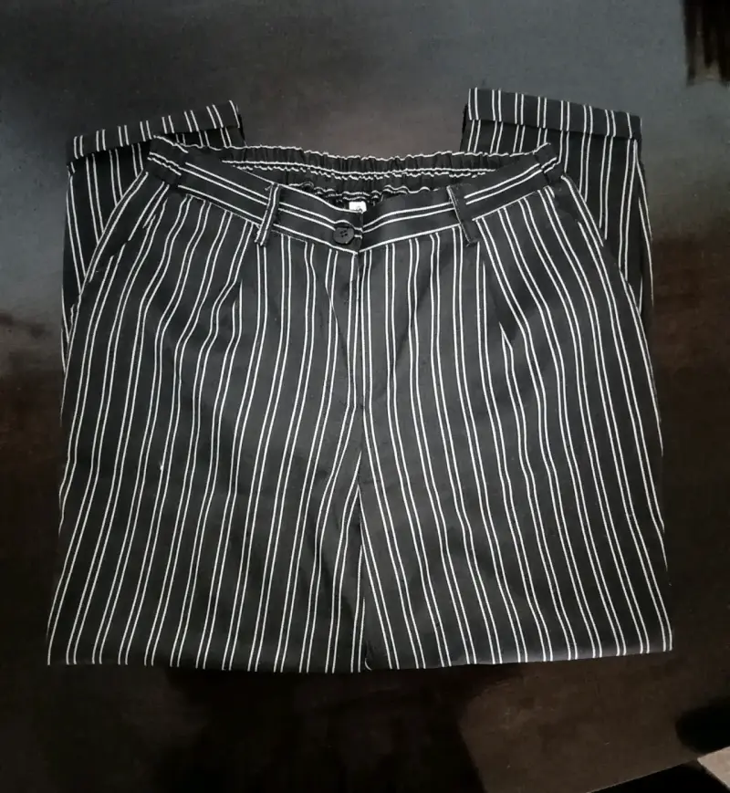 Lote de jeans para mujer en varios estilos - 6