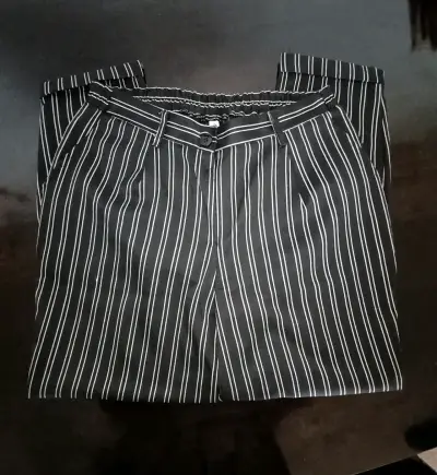 Lote de jeans para mujer en varios estilos - miniatura 6