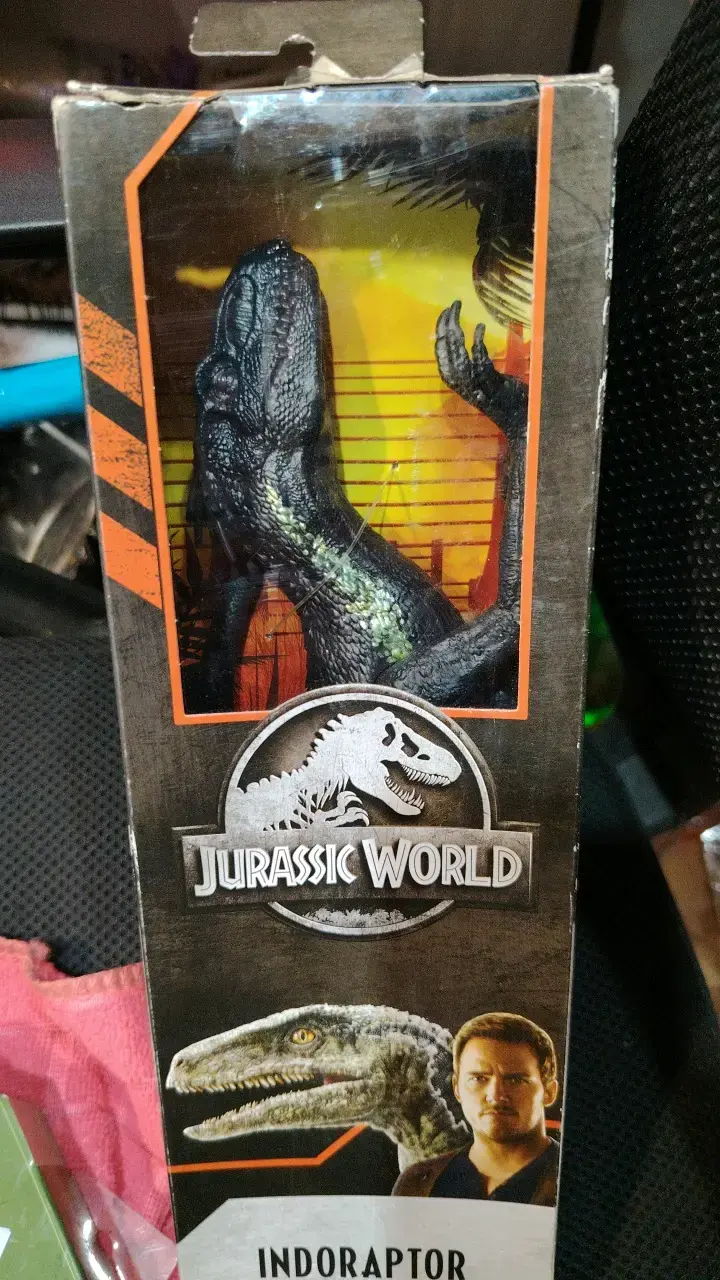 Figura de acción Indoraptor Jurassic World - 1