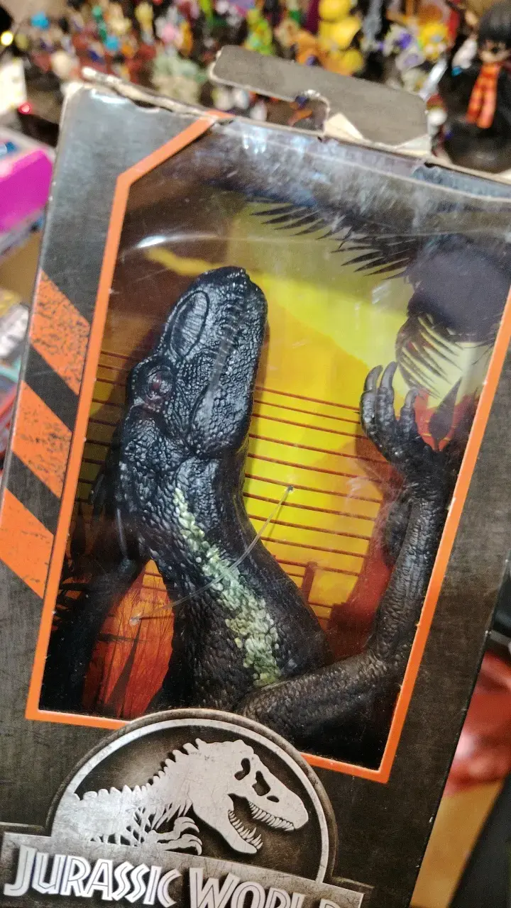 Figura de acción Indoraptor Jurassic World - 2