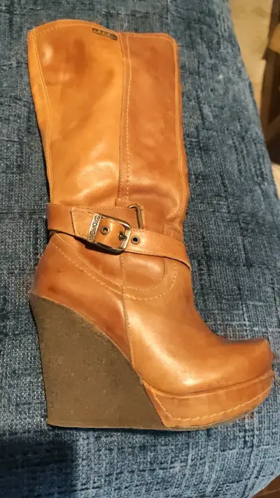 Botas de cuero marrón con plataforma - miniatura 1