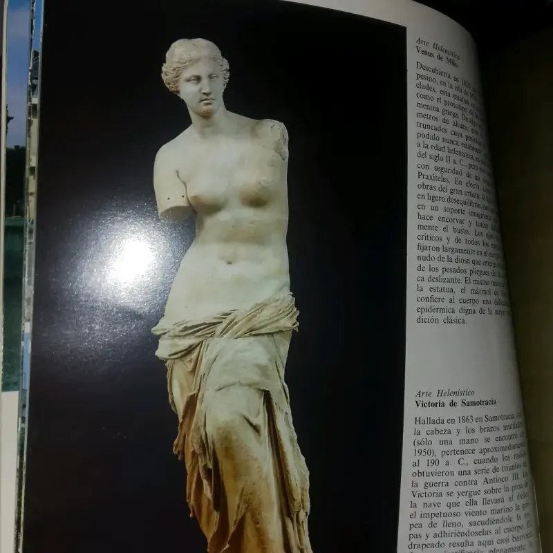 Libro Todo París Edición Española con Fotografías - 6