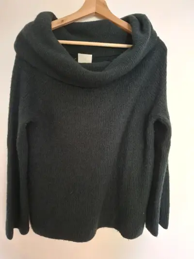 Suéter de lana verde oscuro cuello alto Talla S - miniatura 2