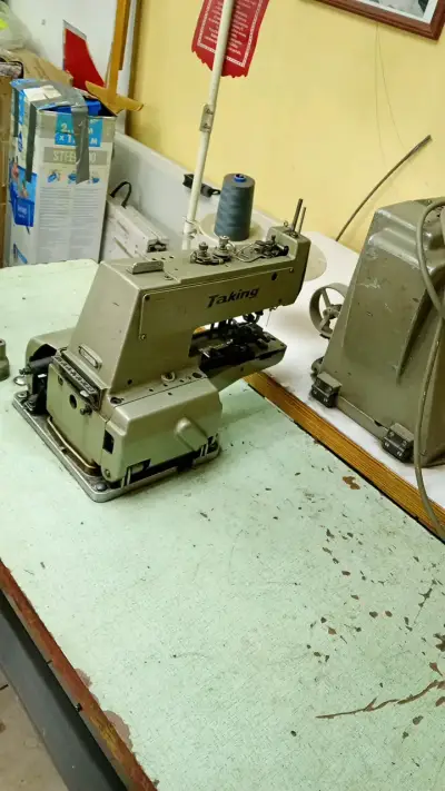 Máquina botonera - miniatura 4