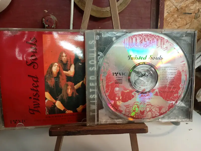 Colección de CDs de música metal - 4