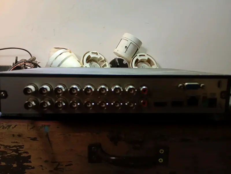 Sistema de Cámaras de Seguridad Dahua con DVR - 3