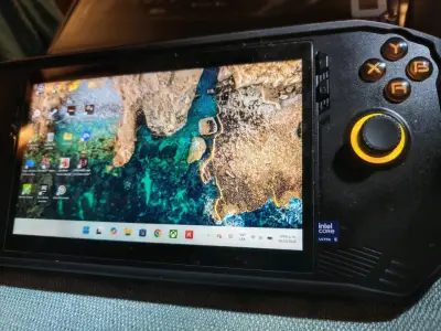 Consola portátil MSI Claw Intel Core i5 - miniatura 1