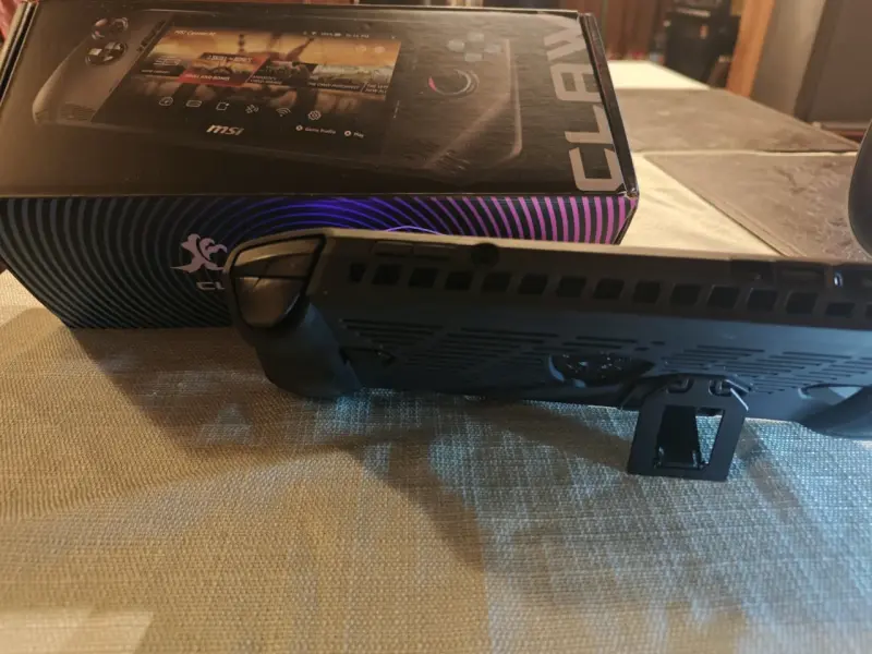 Consola portátil MSI Claw Intel Core i5 - 4