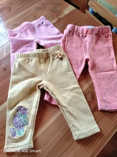 Conjunto de ropa para bebé con diseños florales y de conejito - miniatura 3