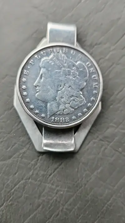 Clip de billetes de plata con Dolatñr Morgan 1882 - miniatura 1